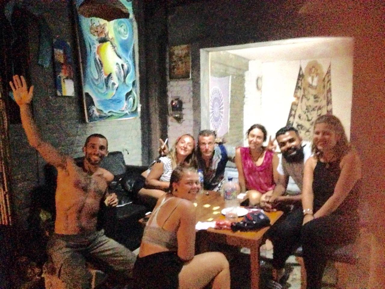 Apollo Hostel Lovina Esterno foto